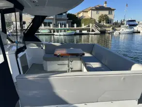 Thumbnail von Cruisers Yachts 39 Express Coupe