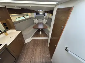 Thumbnail von Cruisers Yachts 39 Express Coupe