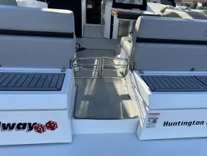 Thumbnail von Cruisers Yachts 39 Express Coupe