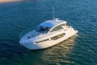 Thumbnail von Cruisers Yachts 42 Cantius