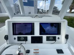 Thumbnail von Invincible 33 Catamaran