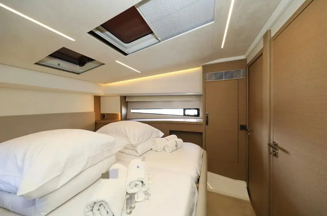 Thumbnail von Prestige 460