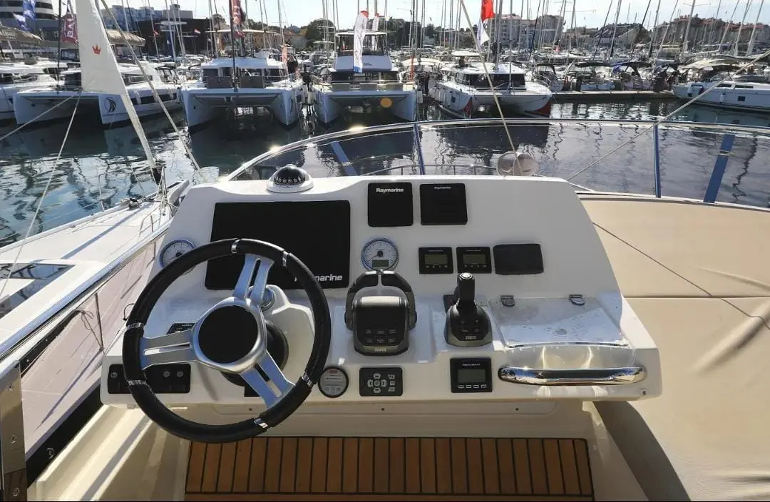 Thumbnail von Prestige 460