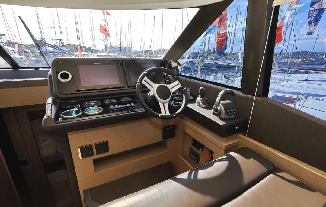 Thumbnail von Prestige 460