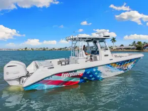 Thumbnail von Everglades 325 CC