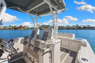 Thumbnail von Everglades 325 CC