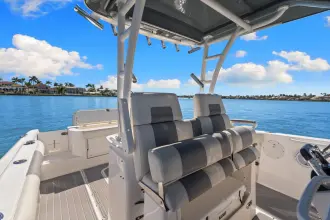 Thumbnail von Everglades 325 CC