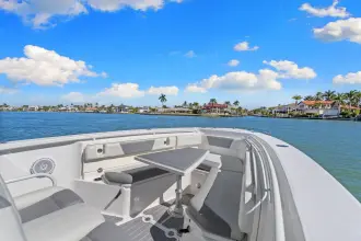 Thumbnail von Everglades 325 CC