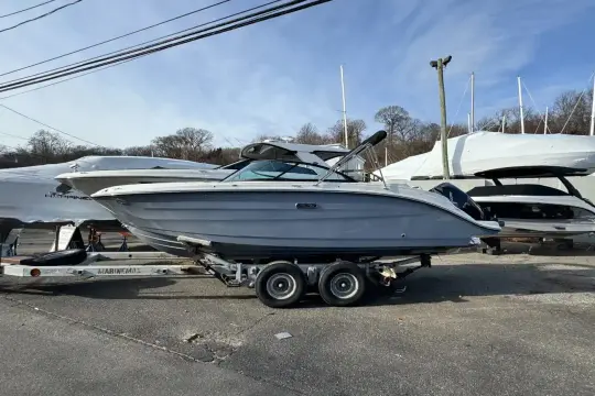 Sea Ray SDX 230 Outboard