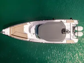 Thumbnail von Axopar 28 T Top RELM 1