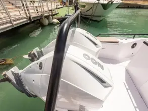 Thumbnail von Axopar 28 T Top RELM 1