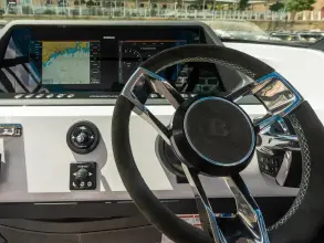 Thumbnail von Axopar 28 T Top RELM 1