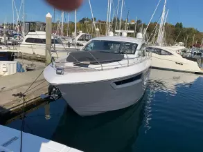 Thumbnail von Cruisers Yachts 42 Cantius