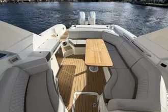 Thumbnail von Sea Ray SLX 350 Outboard