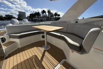 Thumbnail von Sea Ray SLX 350 Outboard