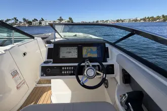 Thumbnail von Sea Ray SLX 350 Outboard