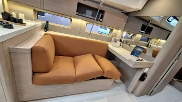Thumbnail von Beneteau Oceanis 47
