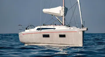 Thumbnail von Beneteau Oceanis 34.1