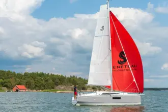Thumbnail von Beneteau Oceanis 30.1