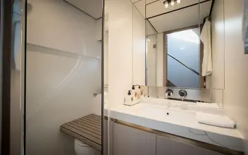 Thumbnail von Azimut 60 HAKUNA MATATA