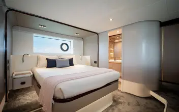 Thumbnail von Azimut 60 HAKUNA MATATA