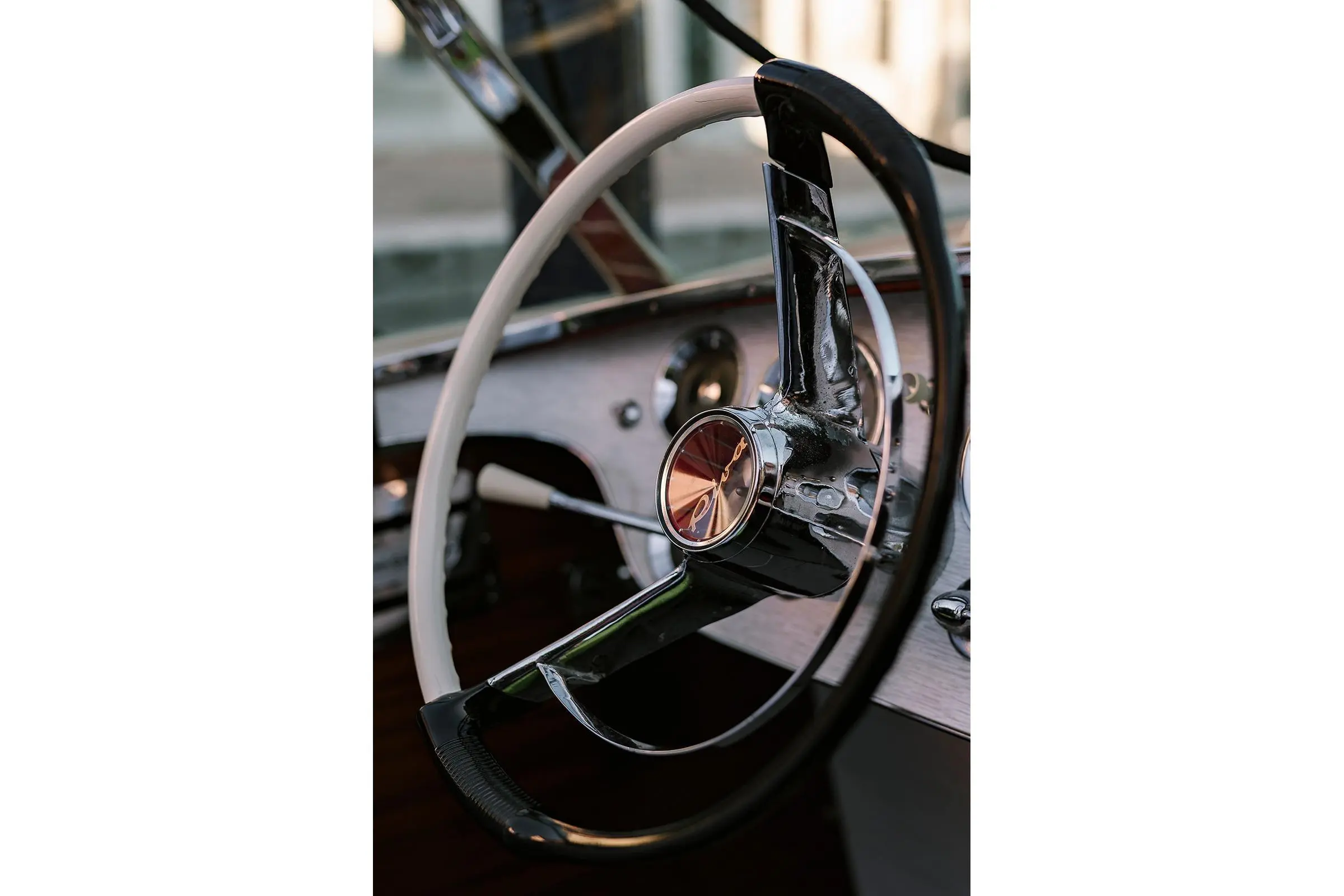 Thumbnail von Riva Tritone