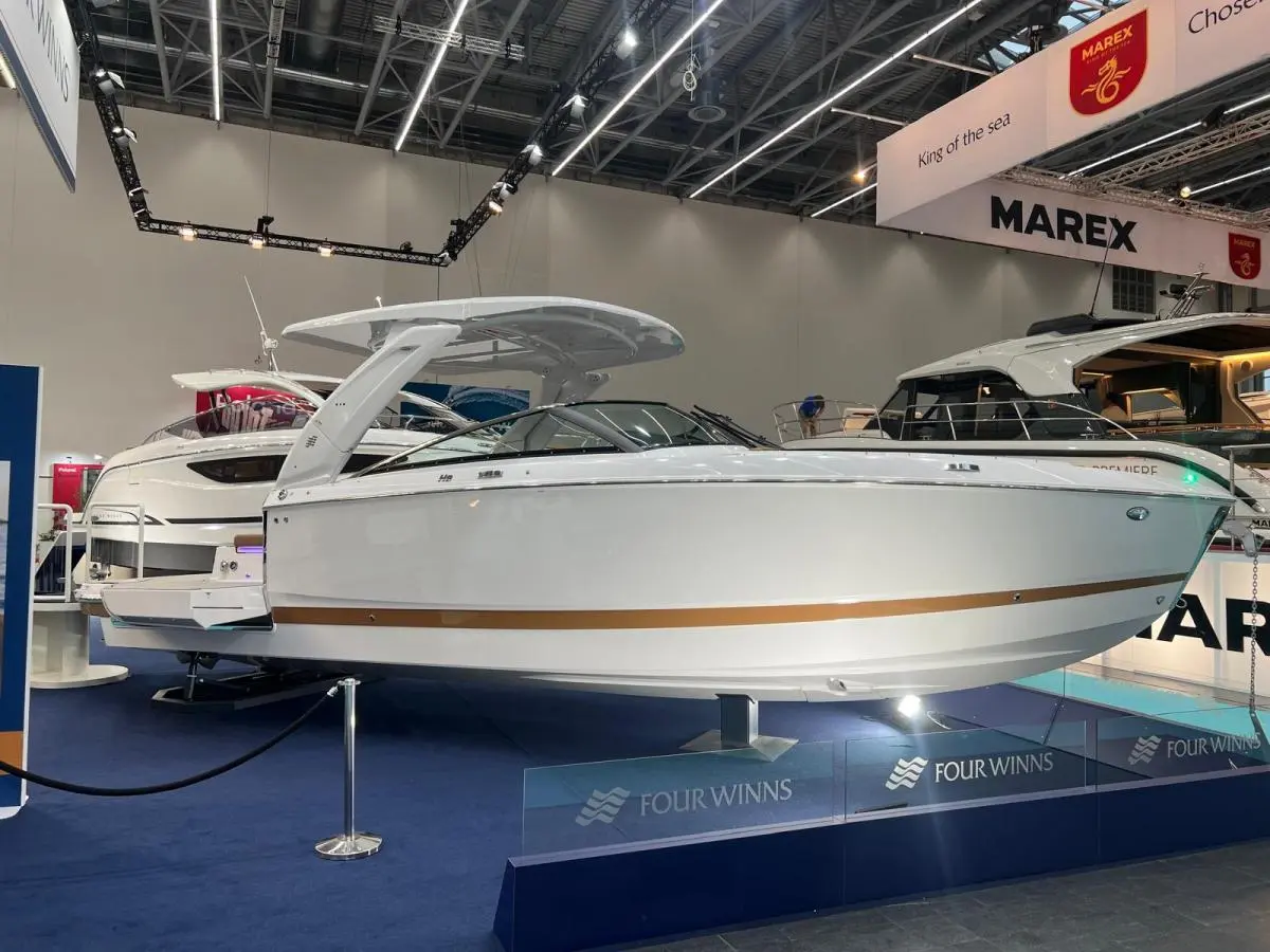 Thumbnail von Four Winns H9