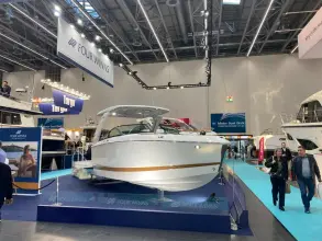 Thumbnail von Four Winns H9