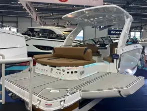 Thumbnail von Four Winns H9