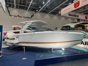 Thumbnail von Four Winns H9