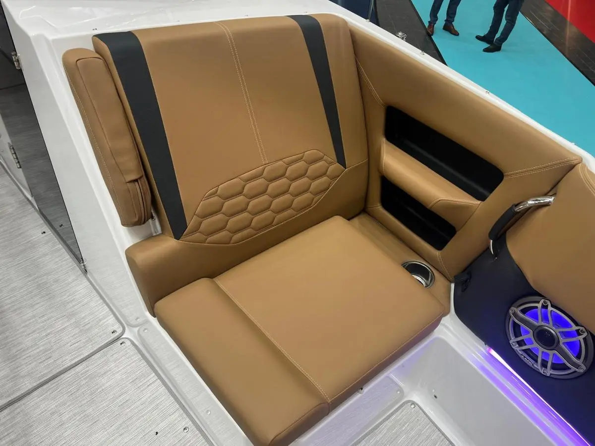 Thumbnail von Four Winns H9