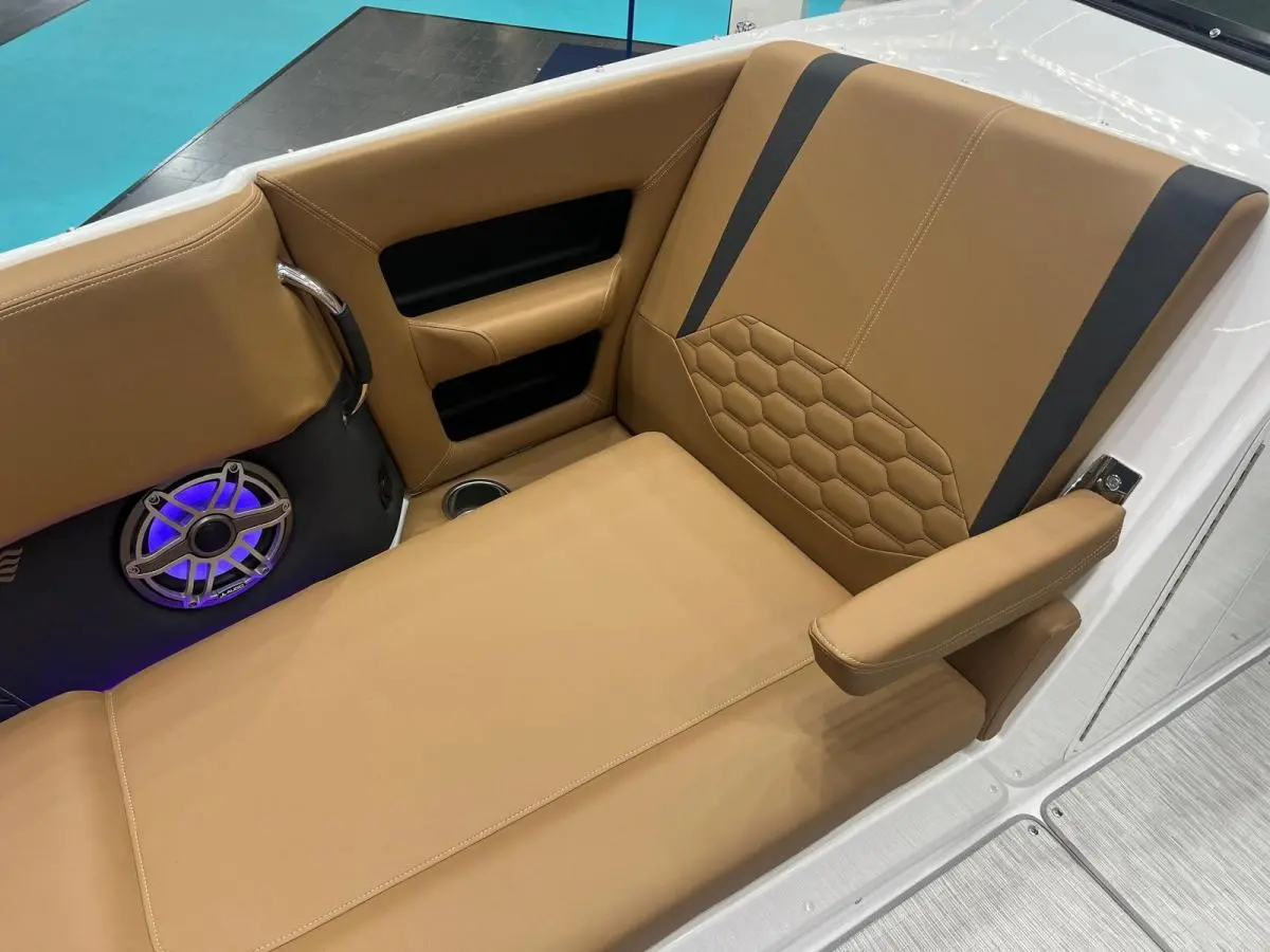 Thumbnail von Four Winns H9