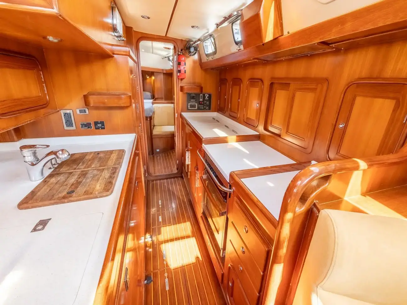 Thumbnail von Tayana 48 Deck Saloon