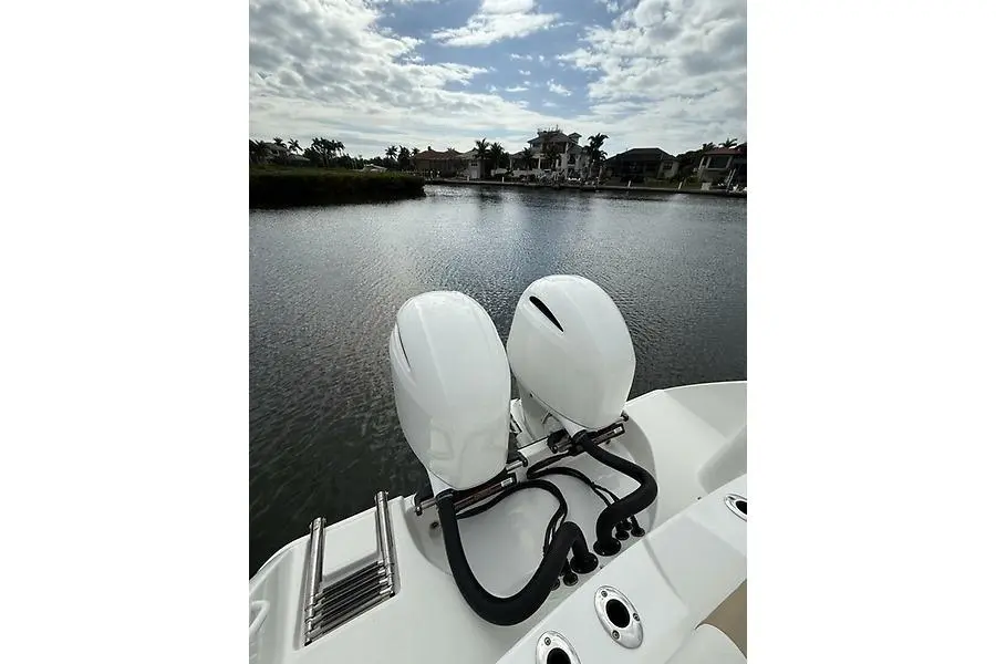 Thumbnail von Edgewater 262 CC