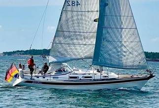 Thumbnail von Hallberg Rassy 34