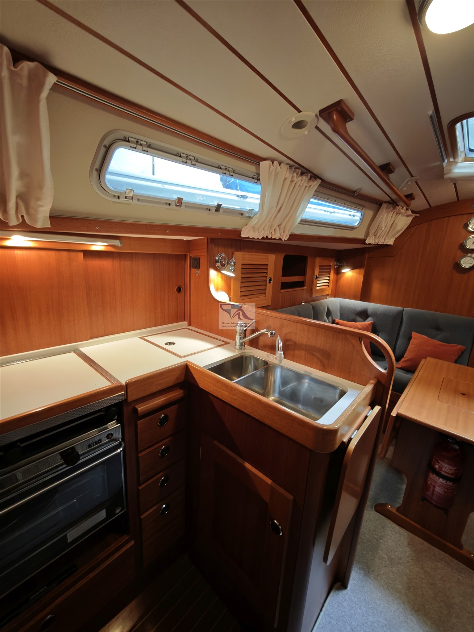 Thumbnail von Hallberg Rassy 34