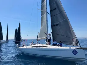 Thumbnail von Italia Yachts 11.98 CASSIS