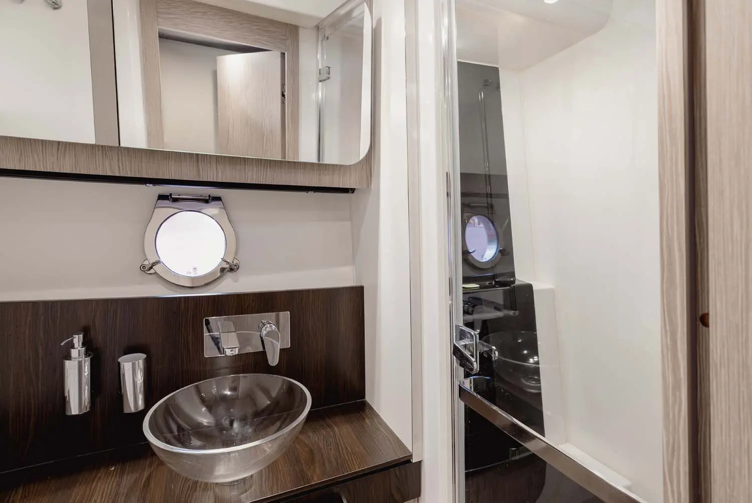 Thumbnail von Azimut S6 AZIMUT S6 - M/Y ALMAVIVA V