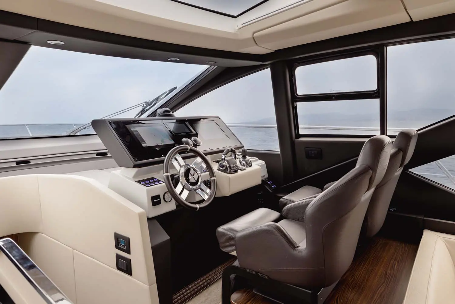 Thumbnail von Azimut S6 AZIMUT S6 - M/Y ALMAVIVA V