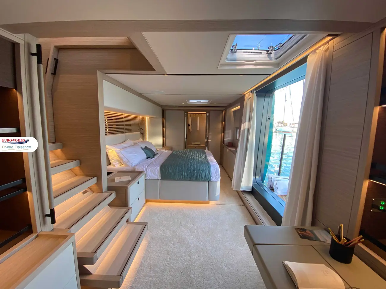 Thumbnail von Lagoon Eighty 2