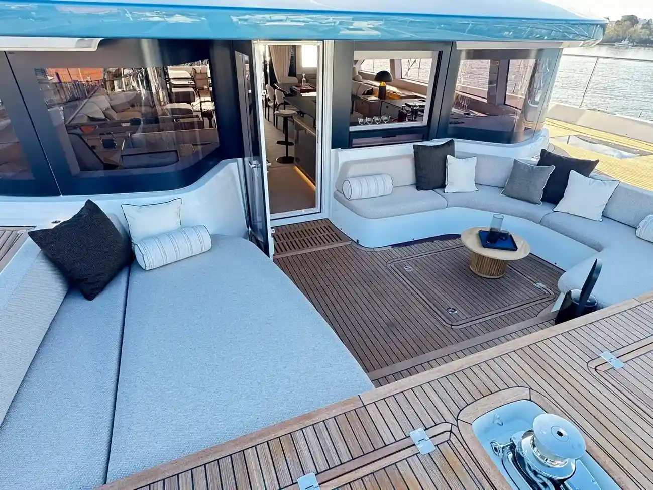 Thumbnail von Lagoon Eighty 3