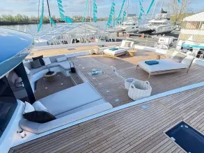 Thumbnail von Lagoon Eighty 3