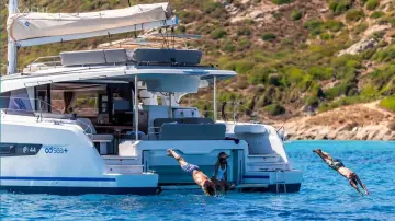 Thumbnail von Fountaine Pajot FP44