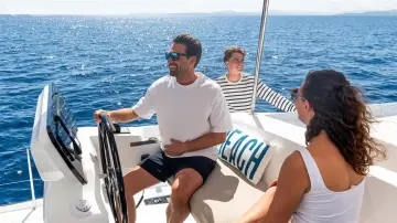 Thumbnail von Fountaine Pajot FP44