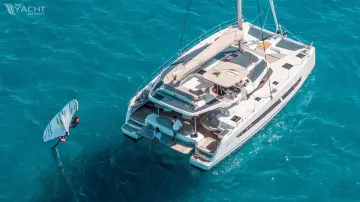 Thumbnail von Fountaine Pajot FP44