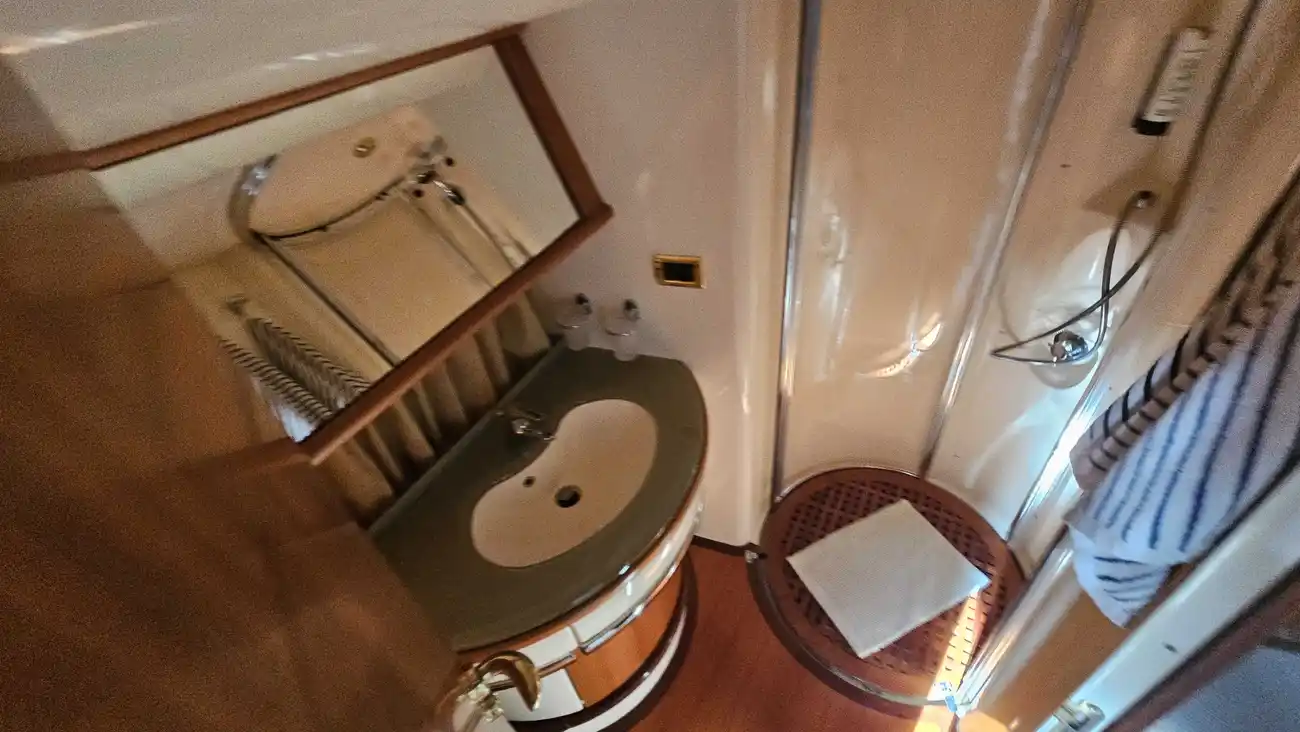 Thumbnail von Azimut 62