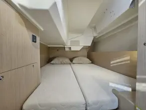 Thumbnail von Beneteau Oceanis 38.1