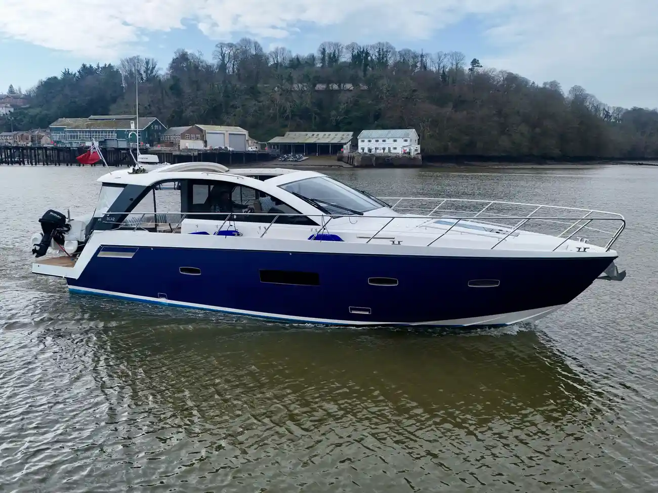 Sealine SC42 AVALON