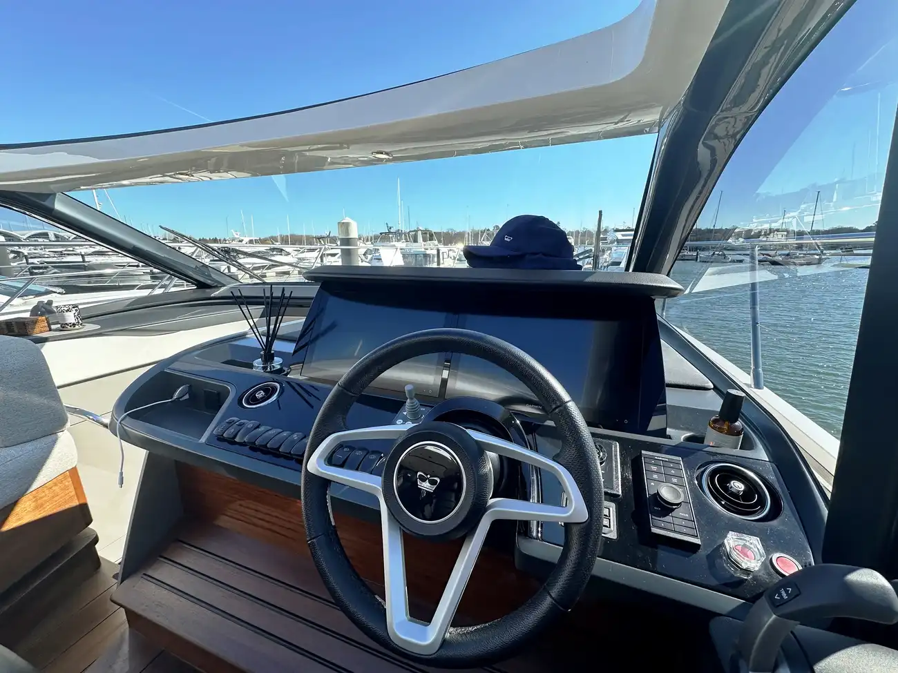 Thumbnail von Princess V50 Sir Henry