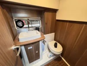 Thumbnail von Sealine C330 Vynikající příklad